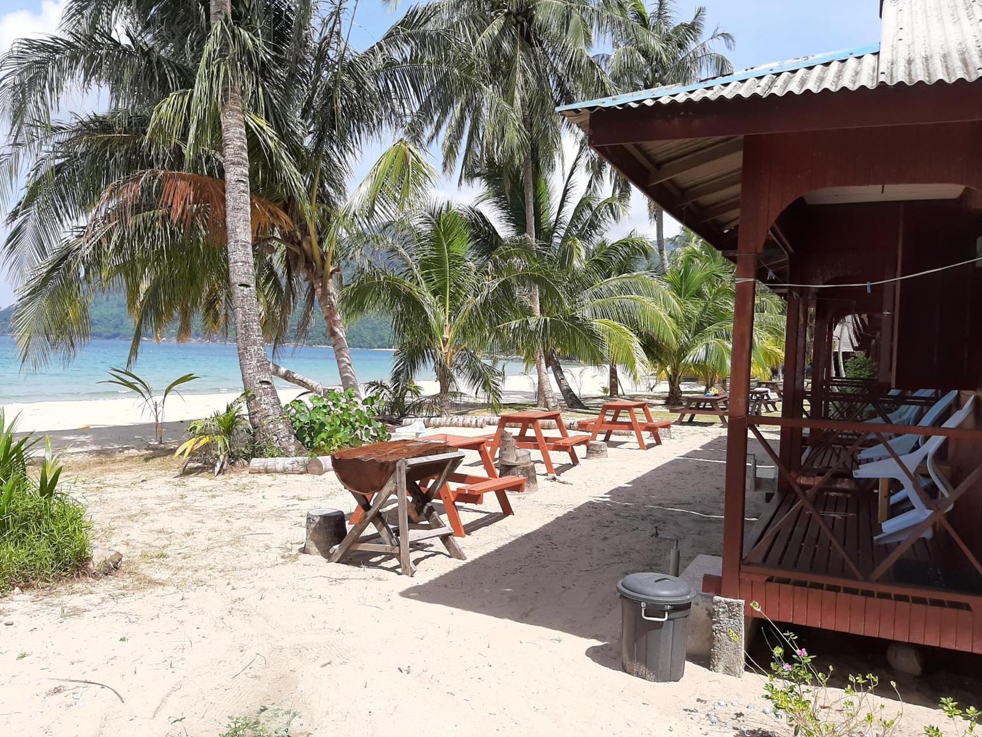 Permai Chalet Tioman Kampong Juara Exteriör bild